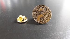 Medal pin S A M A E L yin/yang (antique gold)